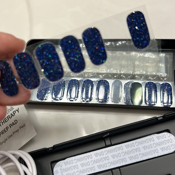 Dashing Diva Starter Kit, lamp, glaze nails - Picture 7 of 7